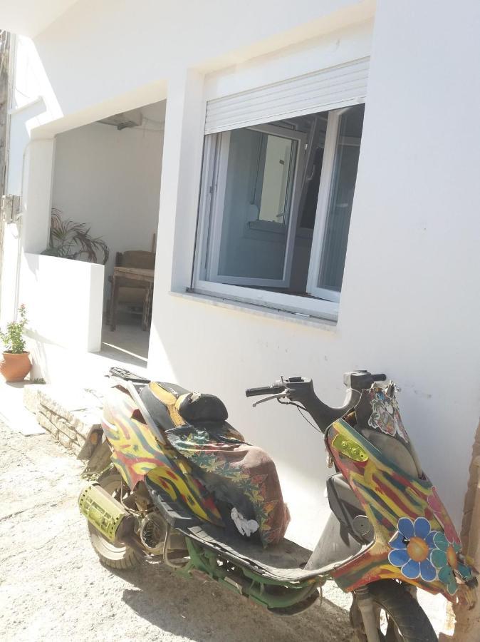 Studio George - Near The Beach Matala Buitenkant foto